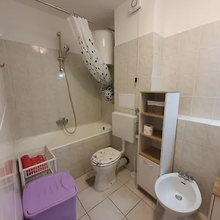 Fregata Duplex- Spacious & Bright With A Terrace -near Beaches- Easy To Old Town (adults Only)