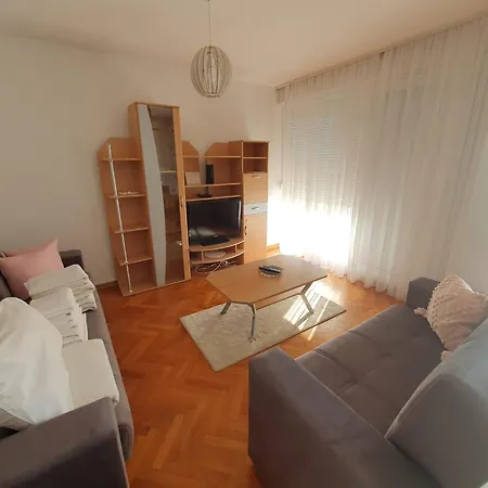 Fregata Duplex- Spacious & Bright With A Terrace -near Beaches- Easy To Old Town (adults Only) *