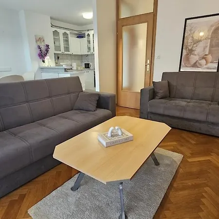 Fregata Duplex- Spacious & Bright With A Terrace -near Beaches- Easy To Old Town (adults Only)