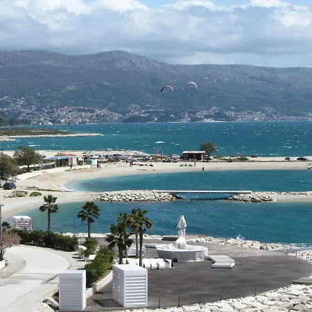 Fregata Duplex- Spacious & Bright With A Terrace -near Beaches- Easy To Old Town (adults Only) Appartement Split