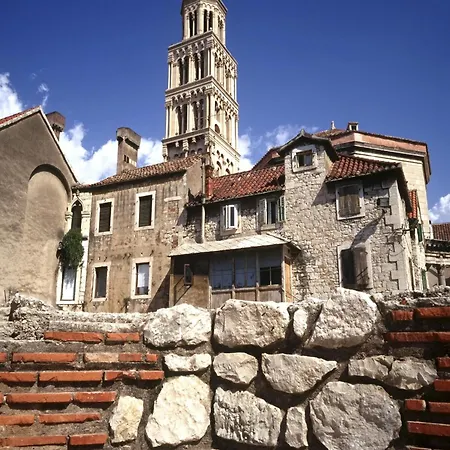 Fregata Duplex- Spacious & Bright With A Terrace -near Beaches- Easy To Old Town (adults Only)